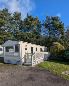 PET FRIENDLY Holiday Home in QUIET CUL DE SAC ON THE VERY POPULAR OAKDENE FOREST PARK